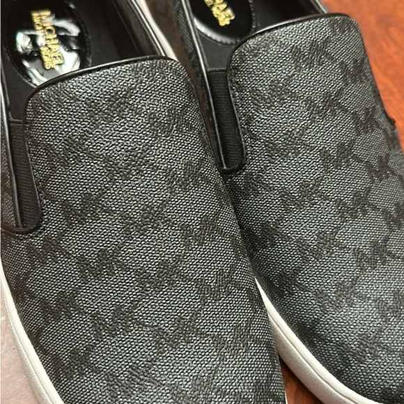 New MK without box or Tag - Picture 3 of 6